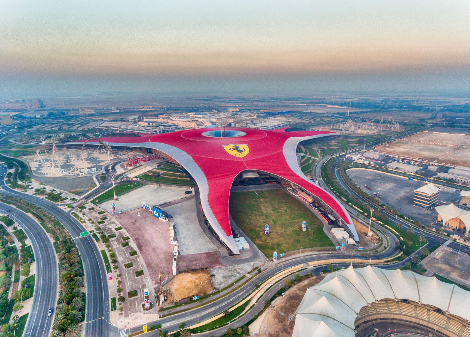 abu-dhabi-ferrari-world-hd.jpg