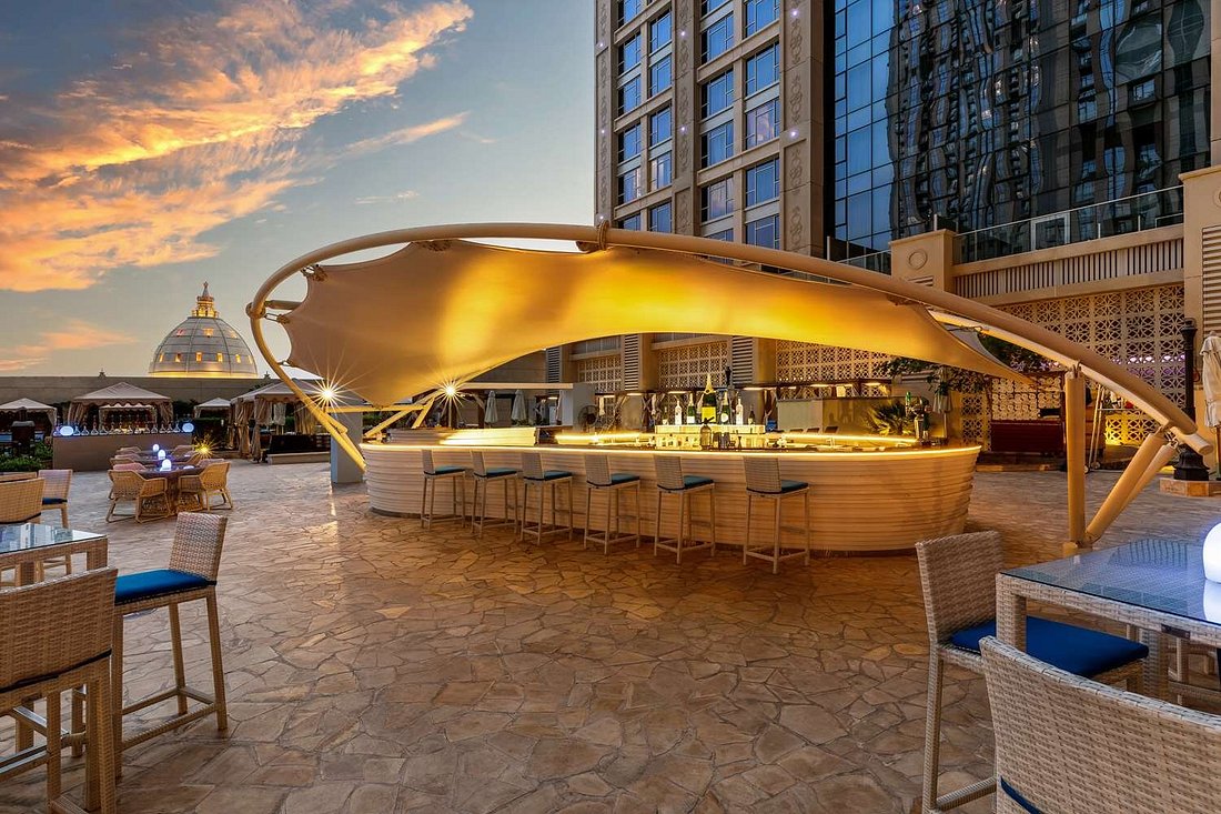 restaurant (2).jpg