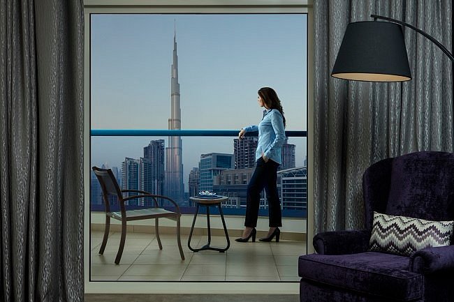 radisson-blu-hotel-dubai (1).jpg