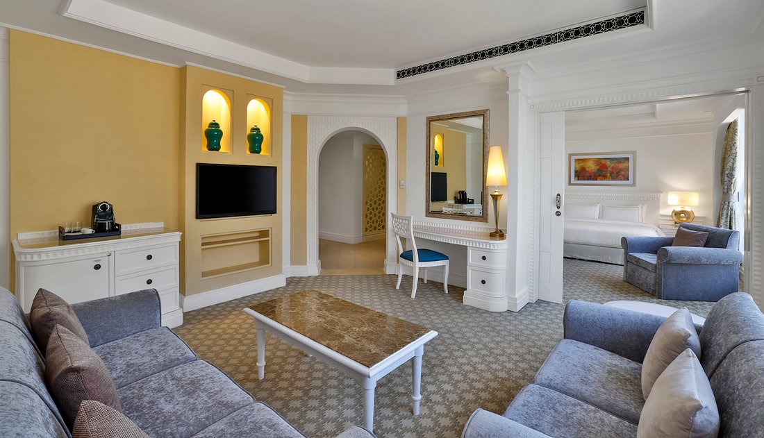 habtoor-grand-resort.jpg