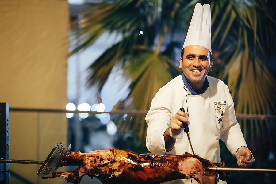 live-ouzi-cooking-at.jpg