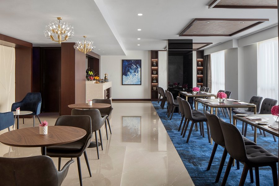 executive-lounge.jpg
